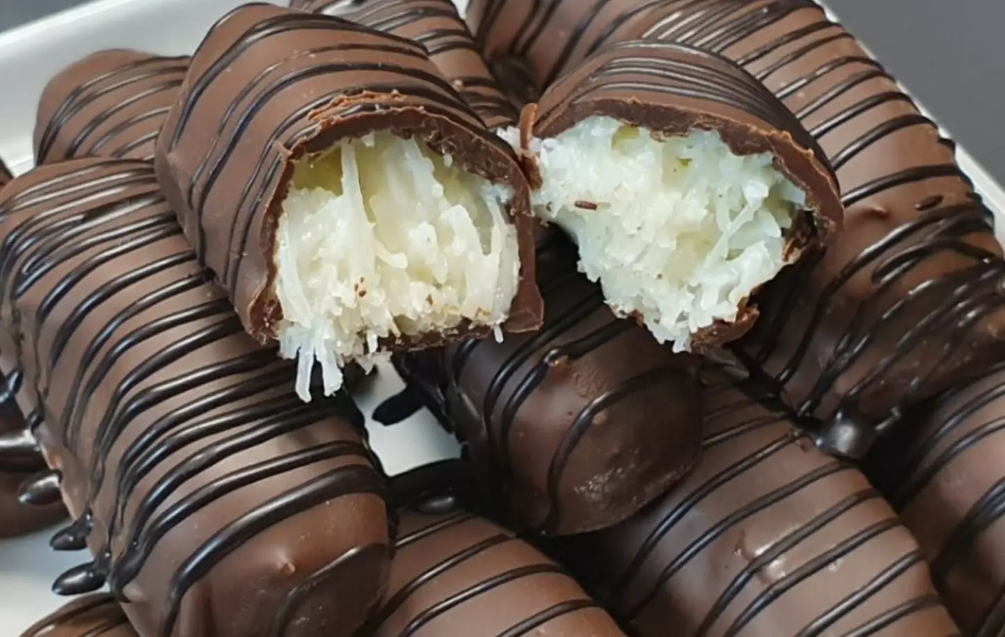 Bocconcini di cocco e cioccolato